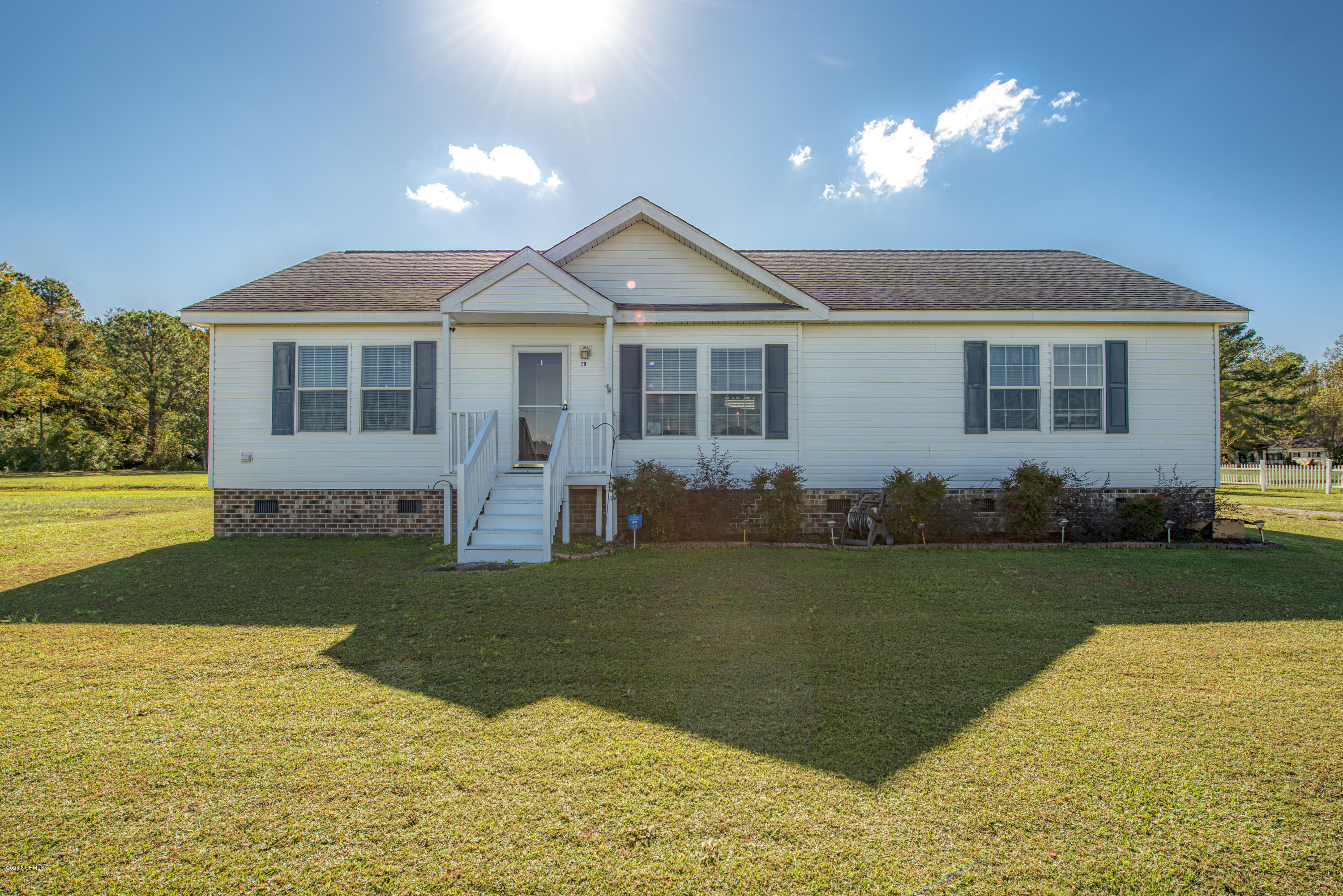 70 Bateman Road Aurora, NC 27806 - Photo 1 of 20 Front
