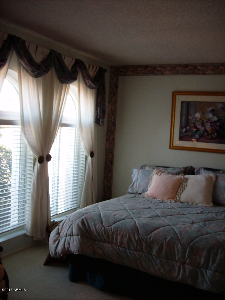 2401 West Hearn Road Phoenix, AZ 85023 - Photo 17 of 18 2nd Bedroom