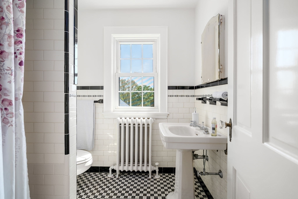 71 Elizabeth Road Belmont, MA 02478 - Photo 22 of 40 Gallery Image 22