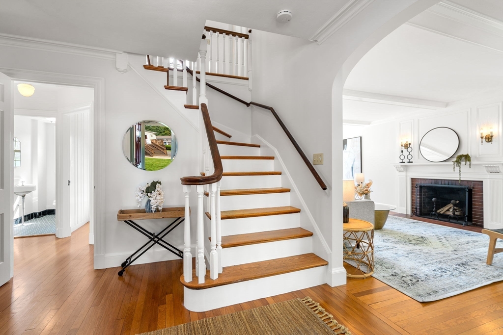 71 Elizabeth Road Belmont, MA 02478 - Photo 3 of 40 Gallery Image 3