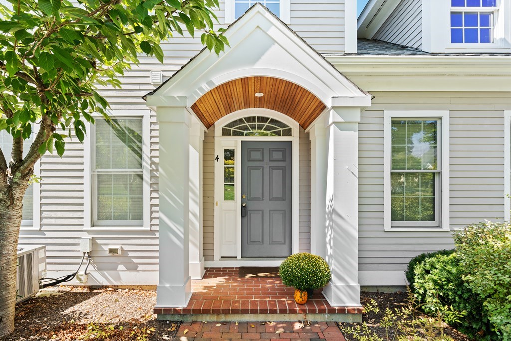 4 Westridge Road, Unit 4 Hudson, MA 01749 - Photo 1 of 32 Gallery Image 1