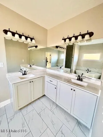 $349,900 | 1123 Peggy Cove, Hernando, MS 38632