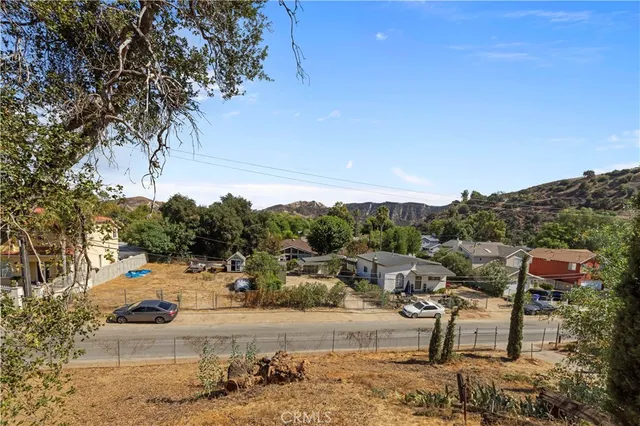 $399,999 | 29027 Val Verde Road, Val Verde, CA 91384