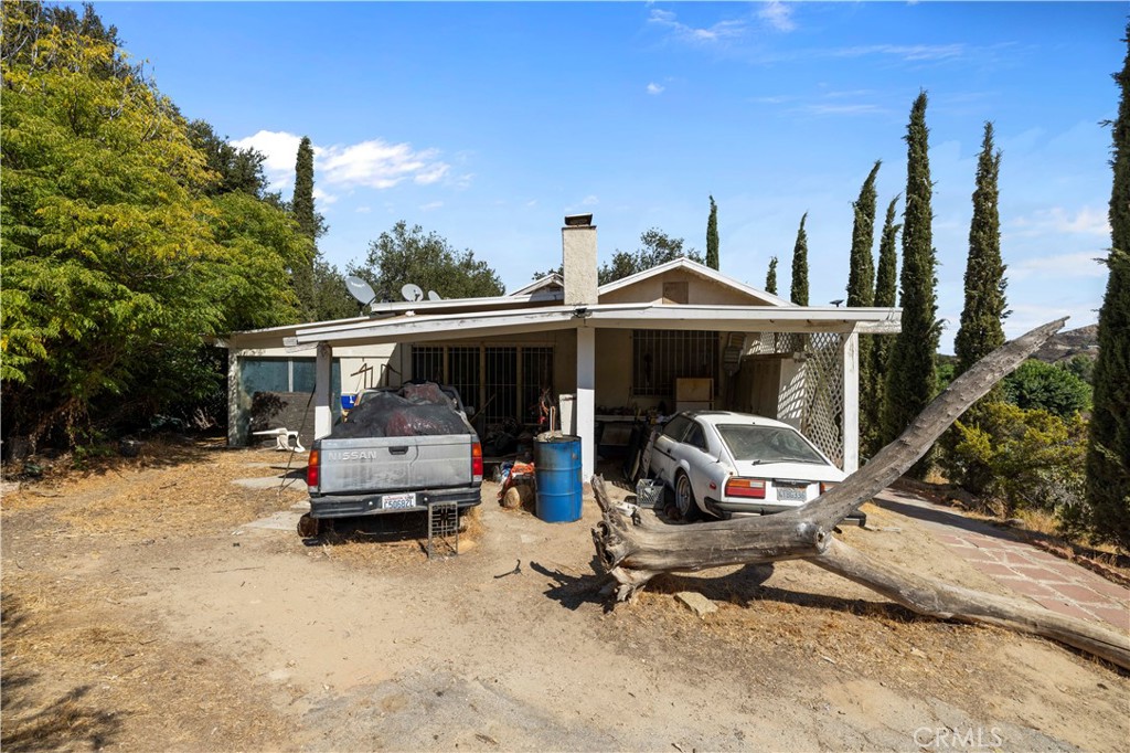 29027 Val Verde Road Val Verde, CA 91384 - Photo 27 of 39