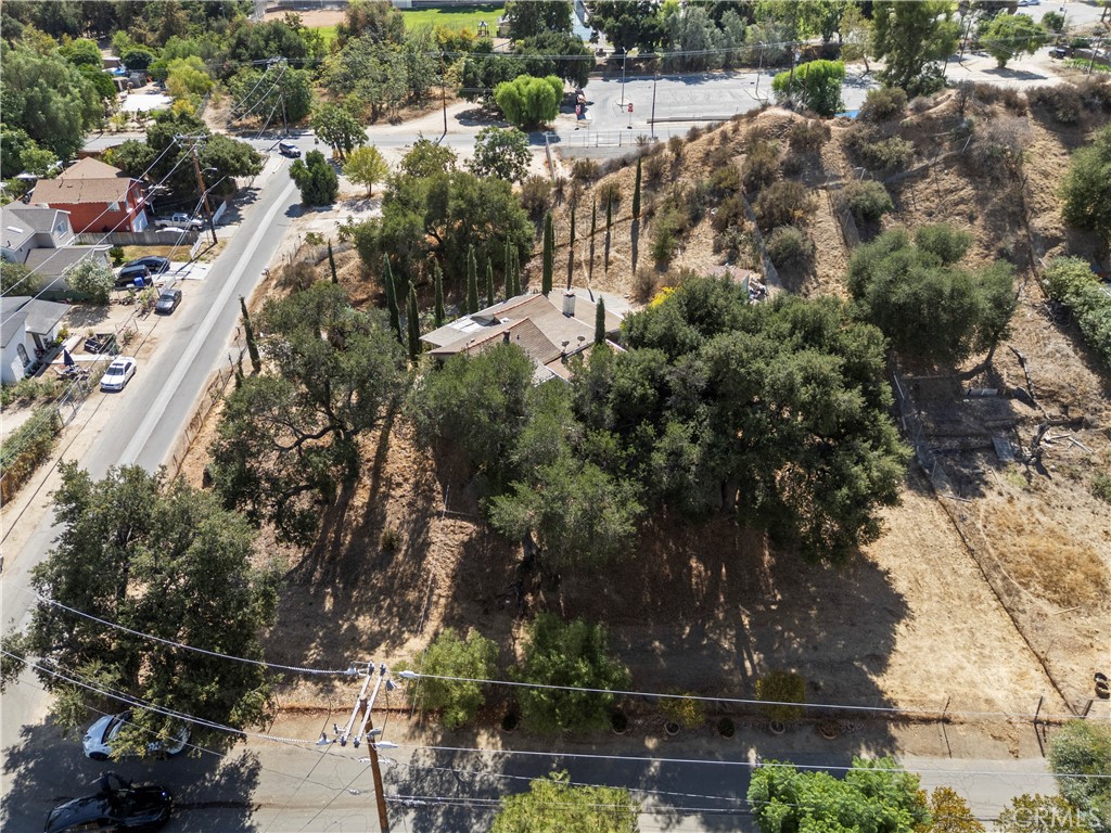 29027 Val Verde Road Val Verde, CA 91384 - Photo 33 of 39