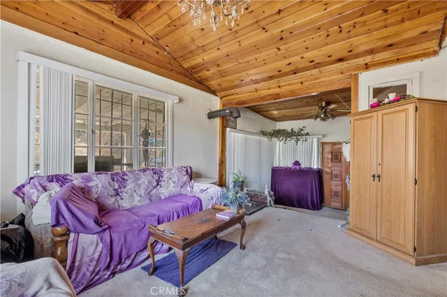 $399,999 | 29027 Val Verde Road, Val Verde, CA 91384