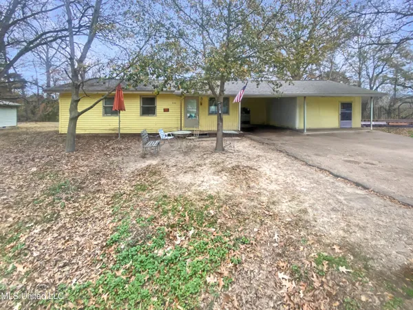$119,999 | 202 Donna Circle, Richland, MS 39218