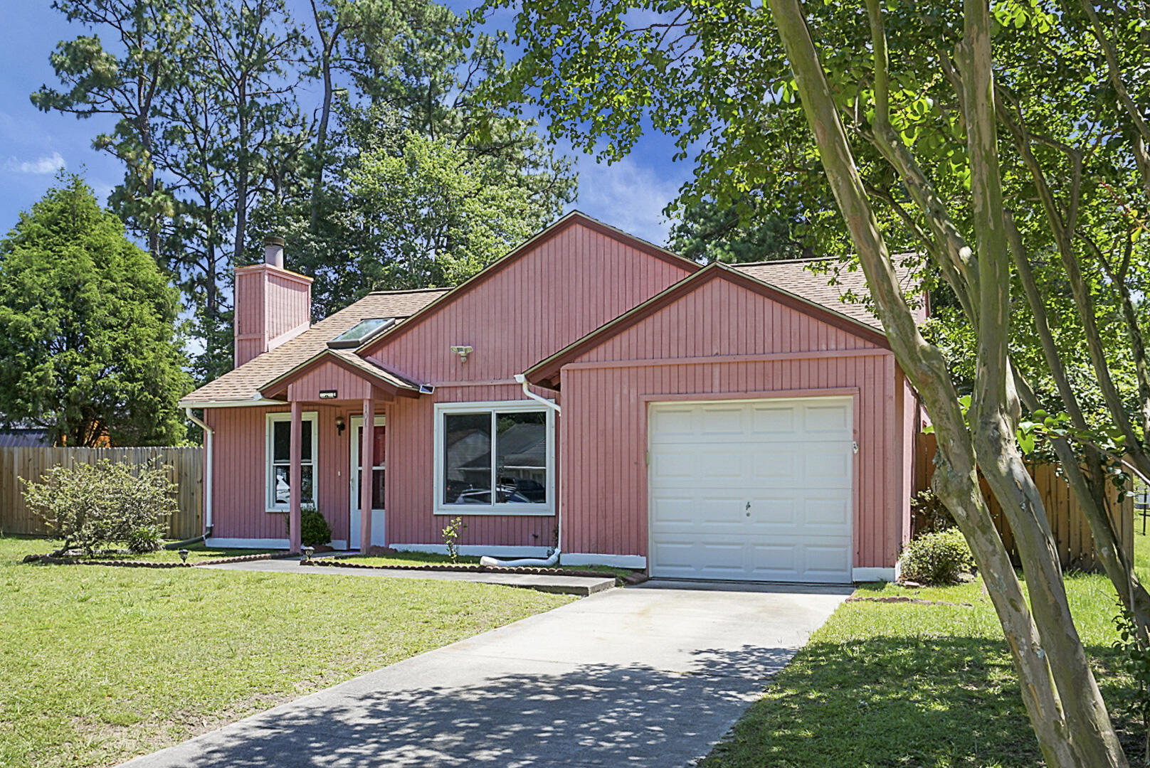 101 Lancashire Road Summerville, SC 29486 - Photo 6 of 36 DSC03119