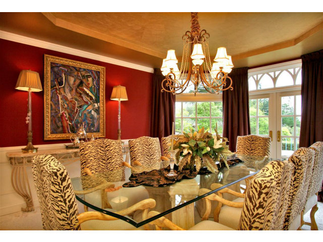 1440 Riata Road Pebble Beach, CA 93953 - Photo 4 of 9 a living room with furniture