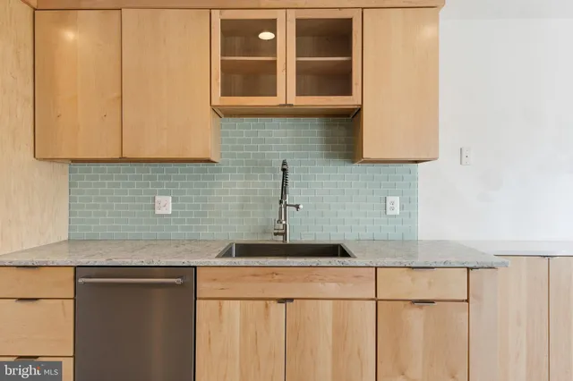 $672,000 | 17 Killala Court, Lutherville-Timonium, MD 21093