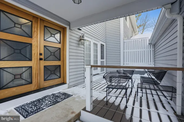 $672,000 | 17 Killala Court, Lutherville-Timonium, MD 21093