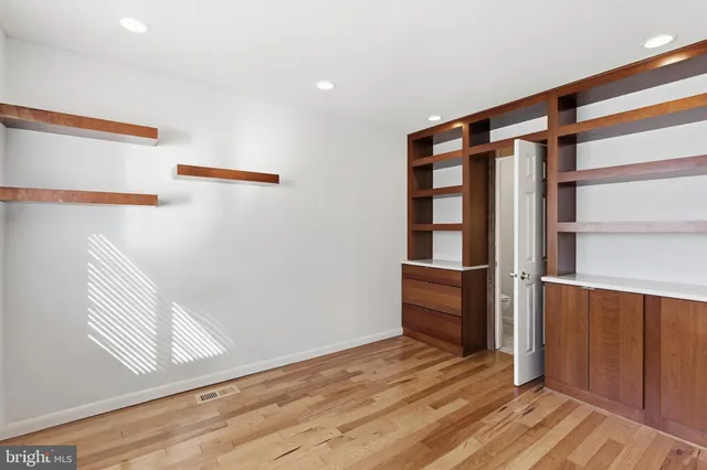 $672,000 | 17 Killala Court, Lutherville-Timonium, MD 21093