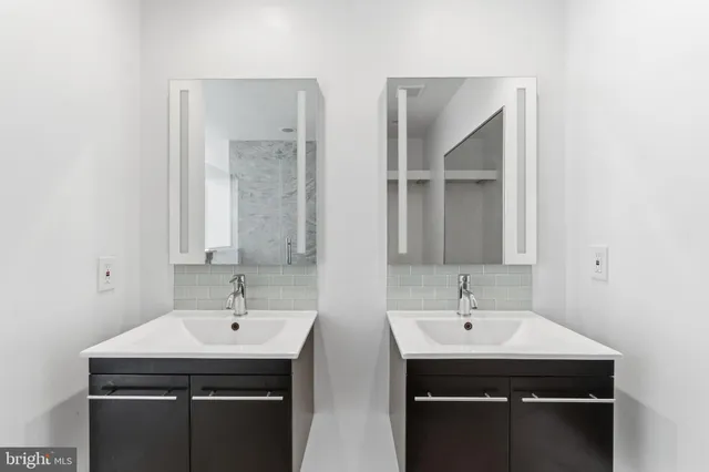 $672,000 | 17 Killala Court, Lutherville-Timonium, MD 21093