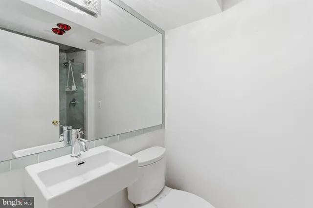 $672,000 | 17 Killala Court, Lutherville-Timonium, MD 21093