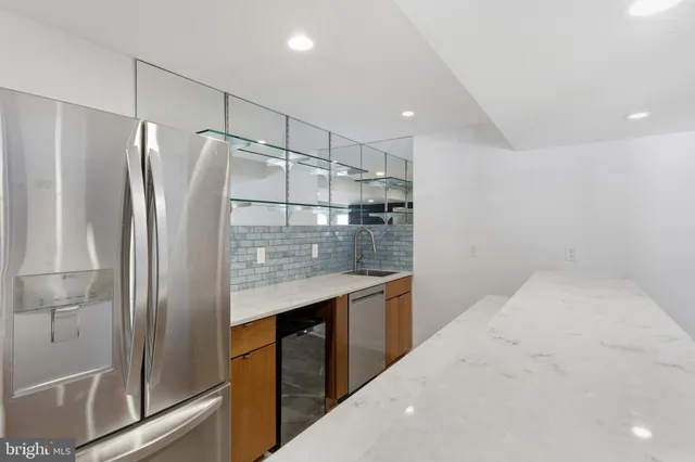 $672,000 | 17 Killala Court, Lutherville-Timonium, MD 21093