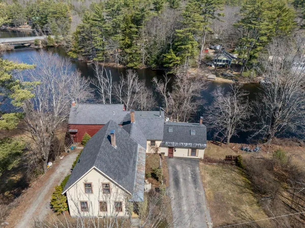 $1,500,000 | 37 High Street, Bradford, NH 03221