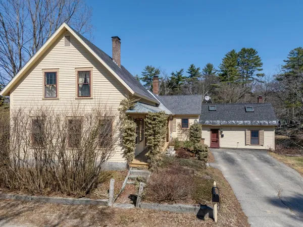 $1,500,000 | 37 High Street, Bradford, NH 03221