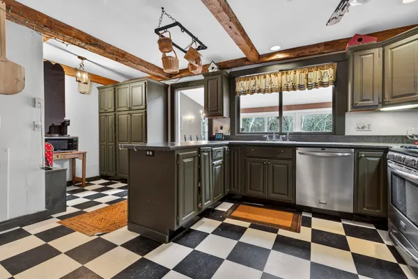 $1,500,000 | 37 High Street, Bradford, NH 03221
