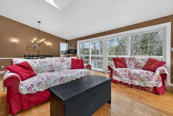 $1,500,000 | 37 High Street, Bradford, NH 03221