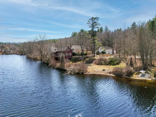 $1,500,000 | 37 High Street, Bradford, NH 03221