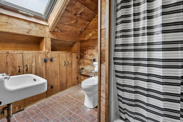 $1,500,000 | 37 High Street, Bradford, NH 03221