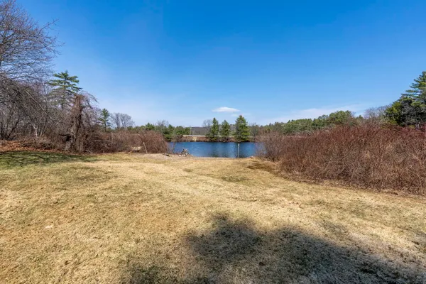 $1,500,000 | 37 High Street, Bradford, NH 03221