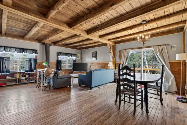 $1,500,000 | 37 High Street, Bradford, NH 03221