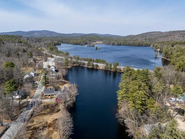 $1,500,000 | 37 High Street, Bradford, NH 03221