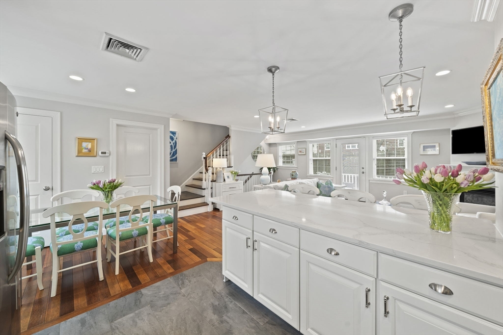 580 Quarry Street, Unit 13 Quincy, MA 02169 - Photo 4 of 29