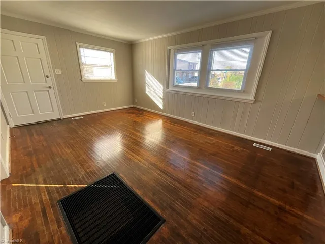 $850 | 201 Lowdermilk Street, Unit A, Greensboro, NC 27401