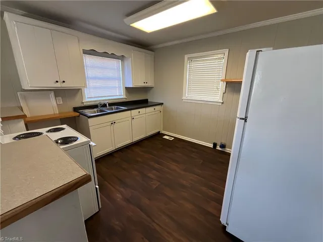 $850 | 201 Lowdermilk Street, Unit A, Greensboro, NC 27401