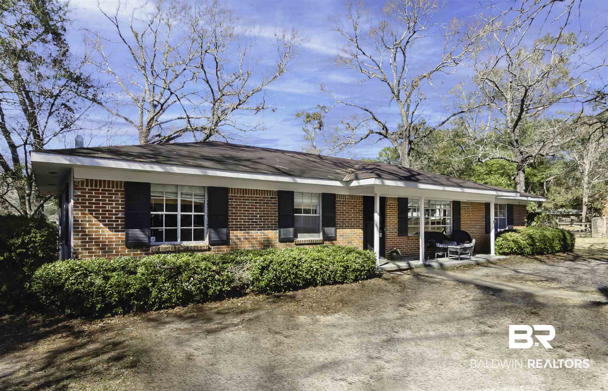 5216 Ferndale Avenue Mobile, AL 36618 - Photo 2 of 35