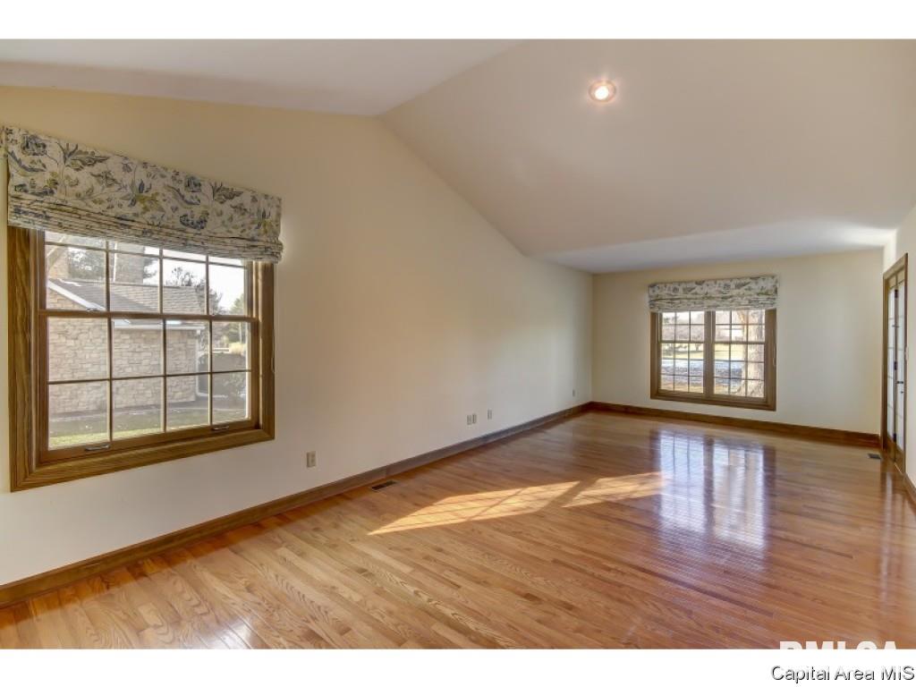 17 Chimney View Lane Springfield, IL 62707 - Photo 18 of 36 Gallery Image 18