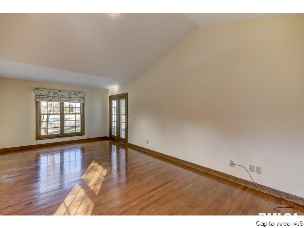 17 Chimney View Lane Springfield, IL 62707 - Photo 19 of 36 Gallery Image 19