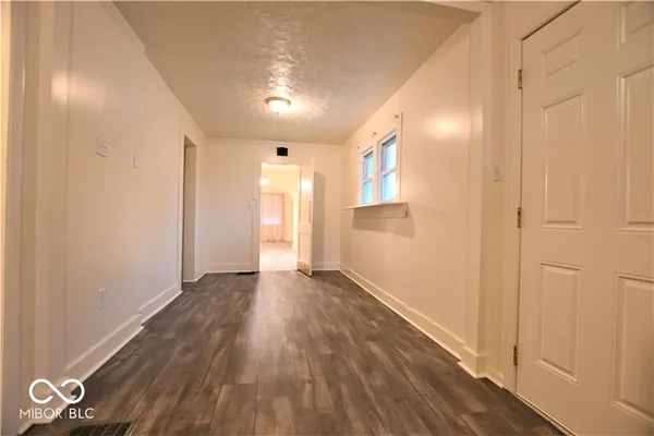 $1,525 | 1417 East Bradbury Avenue, Indianapolis, IN 46203