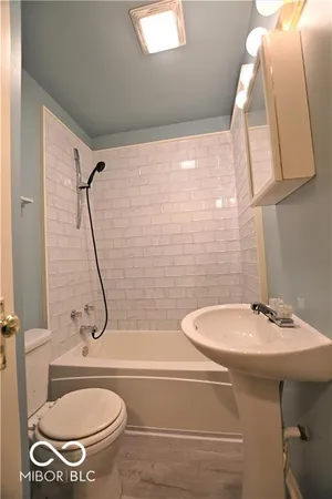 $1,525 | 1417 East Bradbury Avenue, Indianapolis, IN 46203