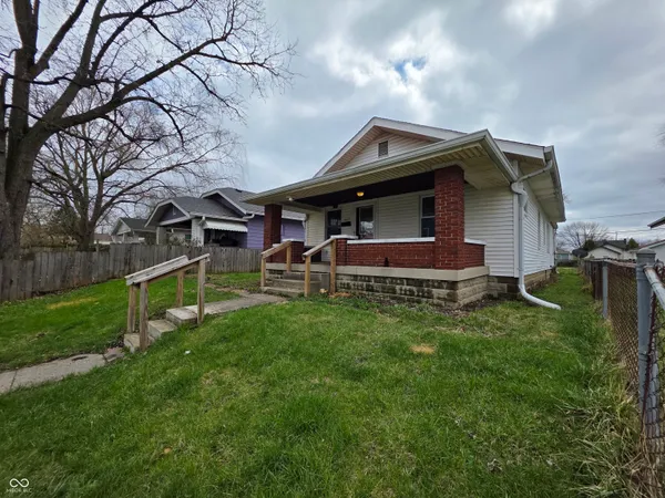 $1,525 | 1417 East Bradbury Avenue, Indianapolis, IN 46203