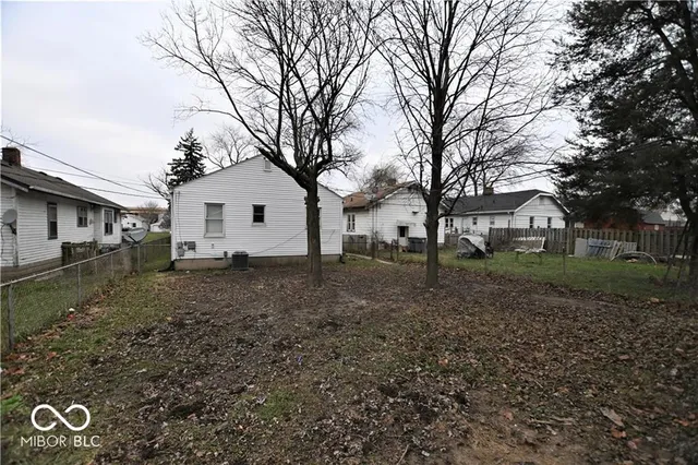 $1,525 | 1417 East Bradbury Avenue, Indianapolis, IN 46203