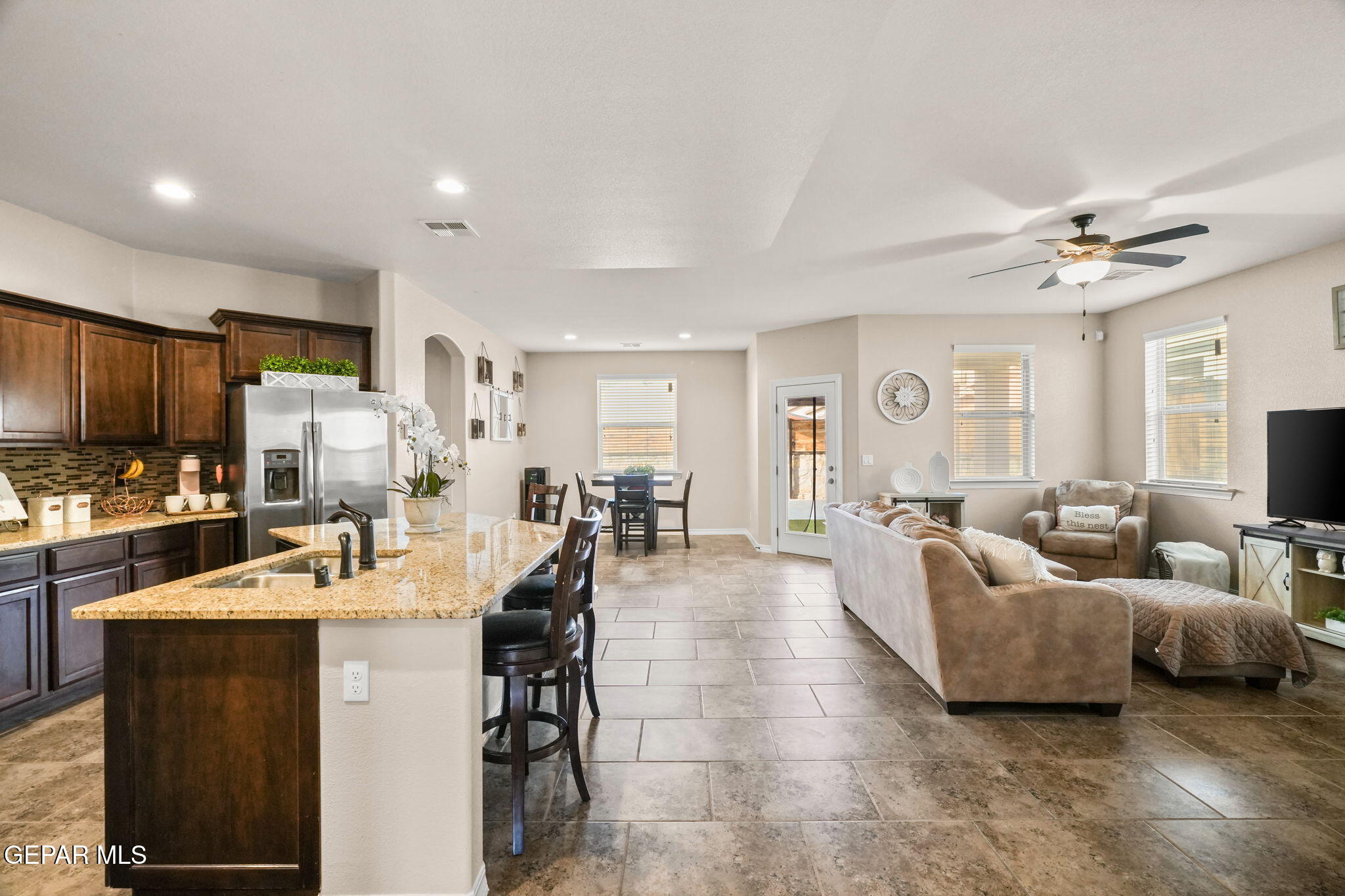 12649 Azulito El Paso, TX 79928 - Photo 14 of 53 12649 Azulito-14