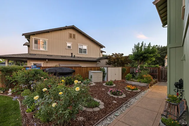 $999,000 | 112 Zinfandel Court, Cloverdale, CA 95425