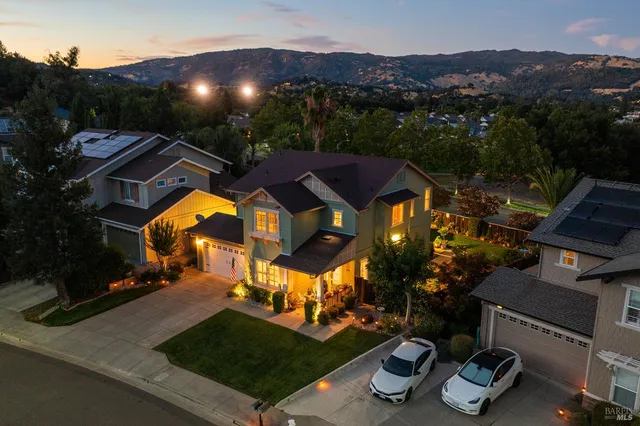 $999,000 | 112 Zinfandel Court, Cloverdale, CA 95425