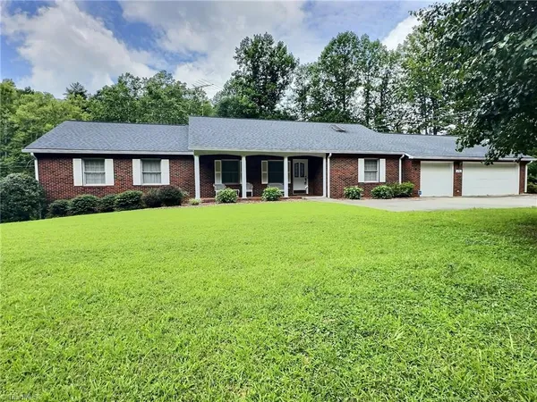 $415,000 | 5096 Highway 16, Moravian Falls, NC 28654