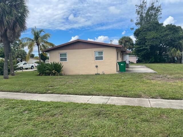 700 West 36th Street Riviera Beach, FL 33404 - Photo 21 of 24 IMG_2557