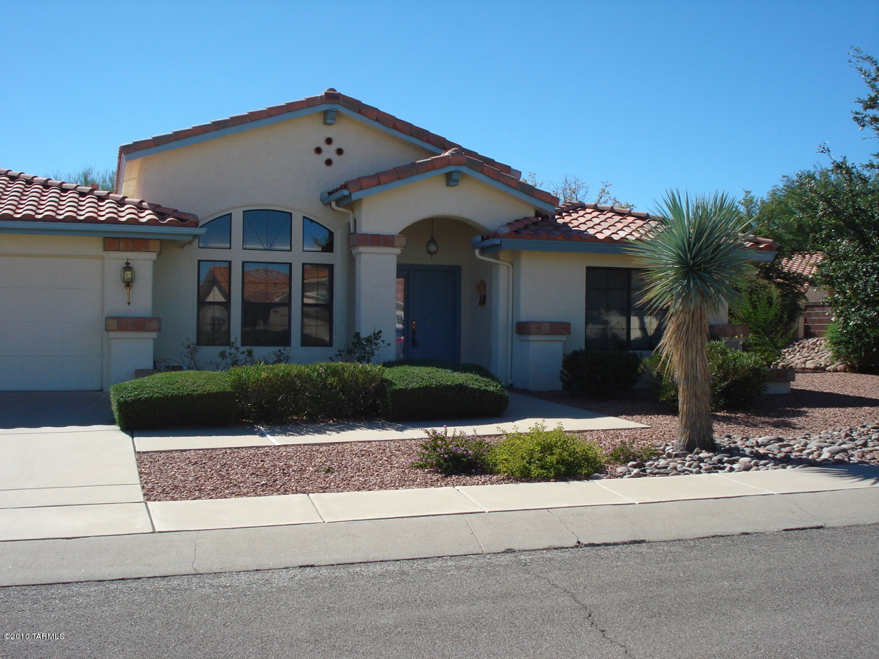 940 East Royal Ridge Drive Tucson, AZ 85755 - Photo 1 of 9