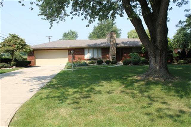 321 Ruff Drive Monroe, MI 48162 - Photo 4 of 18 20368324-3.JPG