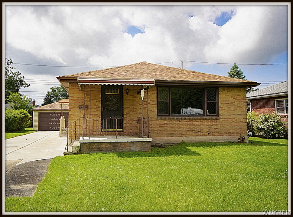 18 Arrowhead Drive West Seneca, NY 14224 - Photo 1 of 43