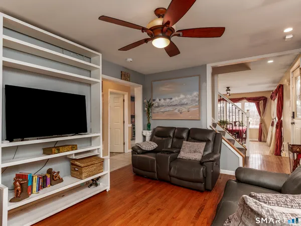 $425,000 | 54 Claremont Avenue, Wallingford, CT 06492