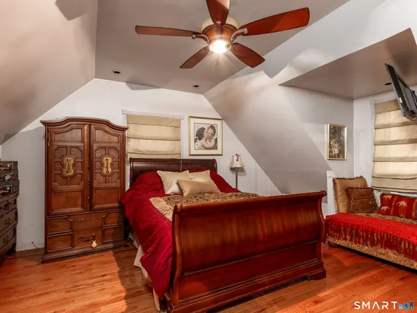 $425,000 | 54 Claremont Avenue, Wallingford, CT 06492