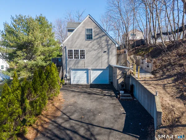 $425,000 | 54 Claremont Avenue, Wallingford, CT 06492