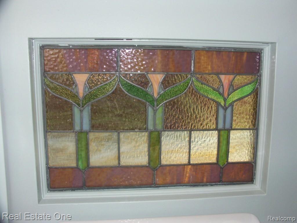 6233 Waldon Road Clarkston, MI 48346 - Photo 34 of 41 pretty artwork